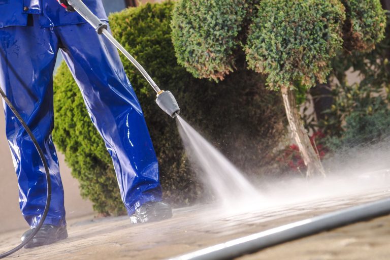 Improving Workplace Safety: The Importance of Pressure cleaning in Palm Beach Around Loading Docks